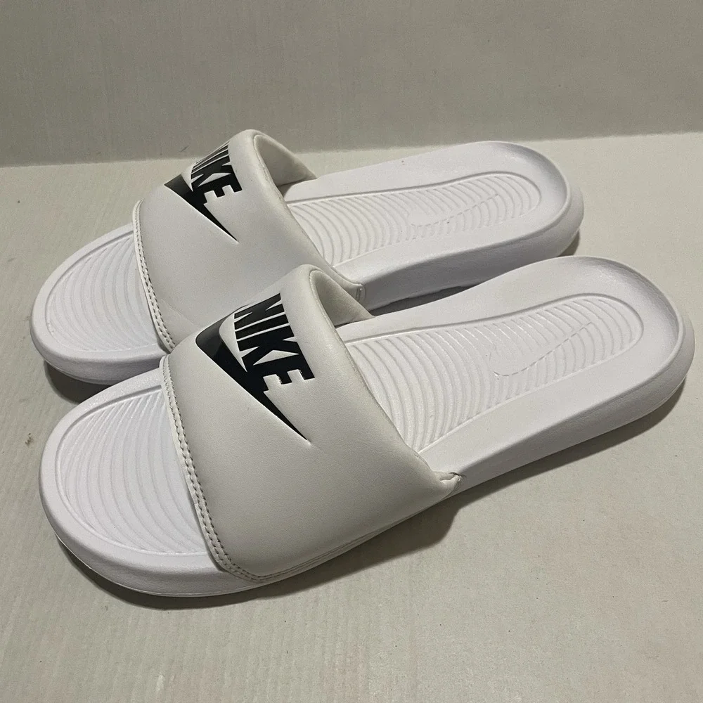Nike Victori One Mens Slide Sandal White Size 8